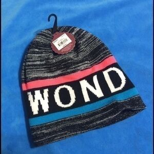 "Wonderful" Men women Warm Bennie statement hat